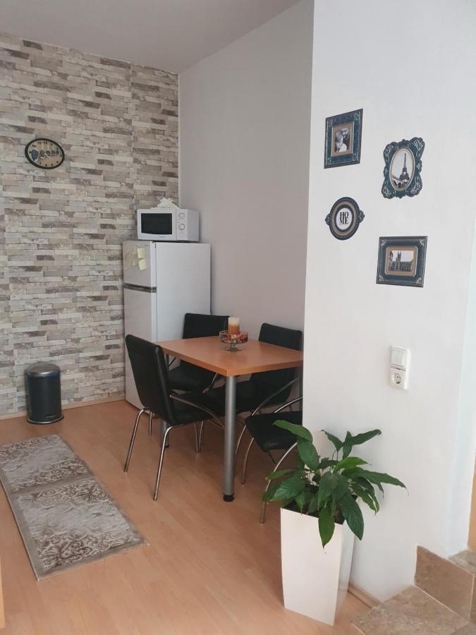 Апартаменты Sunset Apartament Брашов Экстерьер фото